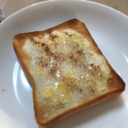 まちがえて塗ってから焼いてしまいましたすみません！シナモンの風味もあり美味しかったです♪